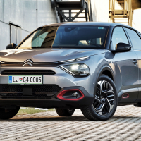 Citroen C4 1.2 pure tech 130-26.jpg