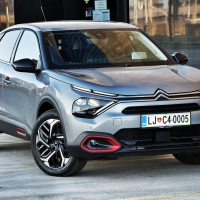 Citroen C4 1.2 pure tech 130-24.jpg
