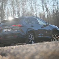 Suzuki across 2,5 HSD elegance e-four plug-in hybrid AMZS-14.jpg
