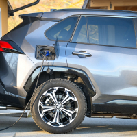 Suzuki across 2,5 HSD elegance e-four plug-in hybrid AMZS-3.jpg