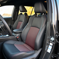 Suzuki across 2,5 HSD elegance e-four plug-in hybrid AMZS-37.jpg