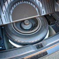 Suzuki across 2,5 HSD elegance e-four plug-in hybrid AMZS-34.jpg
