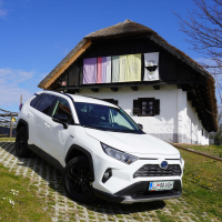 Hibbridni izlet Toyota Prlekija AMZS-2.jpg