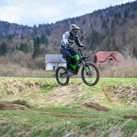 Motokros elektricno kolo Qulbix AMZS-16.jpg