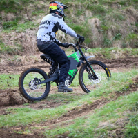 Motokros elektricno kolo Qulbix AMZS-15.jpg