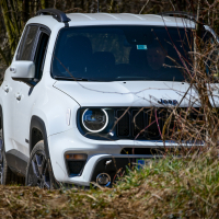 Jeep renegade 4xe AMZS-12.jpg