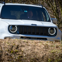 Jeep renegade 4xe AMZS-13.jpg