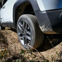 Jeep renegade 4xe AMZS.jpg