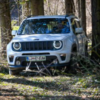 Jeep renegade 4xe AMZS-18.jpg