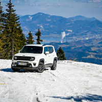 Jeep renegade 4xe AMZS-39.jpg