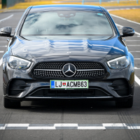 Mercedes E 300de 4matic AMZS.jpg