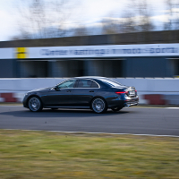 Mercedes E 300de 4matic AMZS-6.jpg