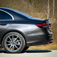 Mercedes E 300de 4matic AMZS-20.jpg