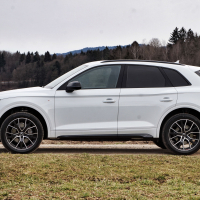 Audi Q5 40 TDI quattro S tronic S-line-9.jpg