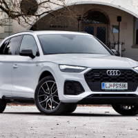 Audi Q5 40 TDI quattro S tronic S-line-10.jpg