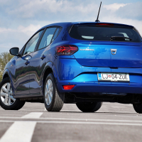 Dacia sandero AMZS test-7.jpg