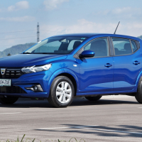 Dacia sandero AMZS test-5.jpg