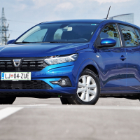 Dacia sandero AMZS test-11.jpg