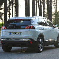 Peugeot 3008 hybrid allure pack 1,6 THP--4.jpg