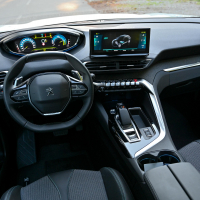 Peugeot 3008 hybrid allure pack 1,6 THP--23.jpg