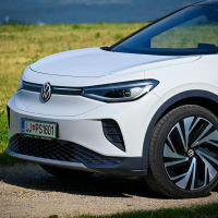 Volkswagen ID.4 1st max AMZS-18.jpg