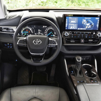 toyota highlander test AMZS-30.jpg