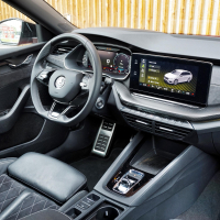 Škoda octavia combi RS iV AMZS-30.jpg