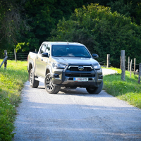 Toyota hilux 2,8 invincible 4x4 AMZS test-8.jpg