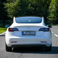 Tesla 3 test AMZS-14.jpg