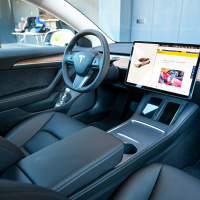 Tesla 3 test AMZS-31.jpg