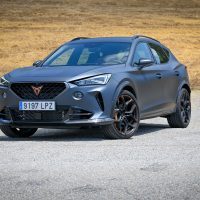 Cupra formentor VZ5 za volanom AMZS-5.jpg
