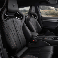 Cupra formentor VZ5 za volanom AMZS-13.jpg