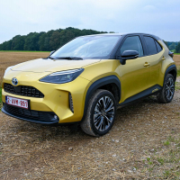 Toyota yaris cross za volanom-26.jpg