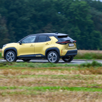 Toyota yaris cross za volanom-11.jpg