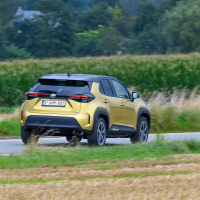 Toyota yaris cross za volanom-9.jpg