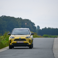 Toyota yaris cross za volanom-12.jpg
