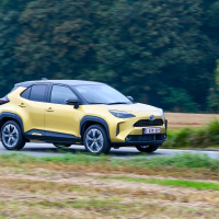 Toyota yaris cross za volanom-7.jpg