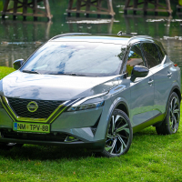 Nissan qashqai za volanom AMZS-6.jpg