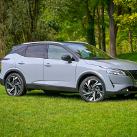 Nissan qashqai za volanom AMZS-15.jpg