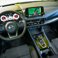 Nissan qashqai za volanom AMZS-25.jpg
