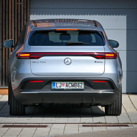 Mercedes EQC 400 4matic AMZS.jpg