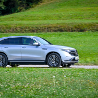 Mercedes EQC 400 4matic AMZS-25.jpg