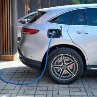 Mercedes EQC 400 4matic AMZS-12.jpg
