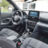 Toyota yaris cross test AMZS-25.jpg
