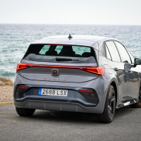 Cupra born za volanom AMZS-3.jpg