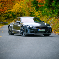 Audi e-tron GT quattro AMZS-12.jpg