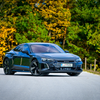 Audi e-tron GT quattro AMZS-23.jpg
