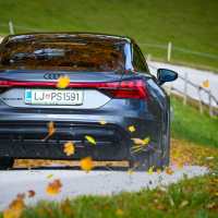 Audi e-tron GT quattro AMZS-35.jpg