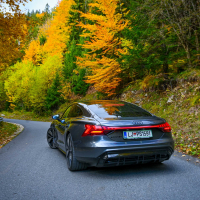 Audi e-tron GT quattro AMZS-46.jpg
