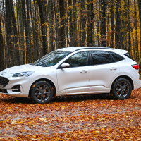 Ford kuga 2.5 duratec hybrid AMZS-5.jpg